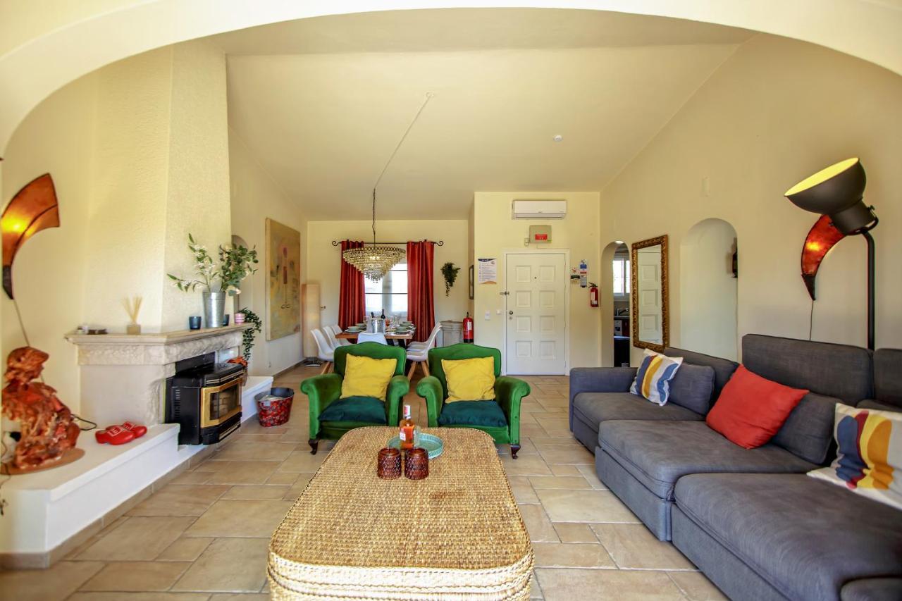 Villa Yvonne,Private Pool,Private Parking 1,7 Km From The Beatch Albufeira Luaran gambar