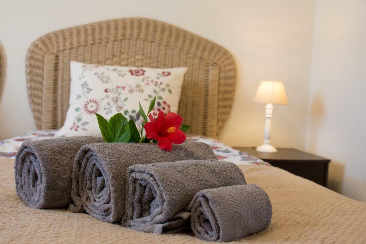 Villa Yvonne,Private Pool,Private Parking 1,7 Km From The Beatch Albufeira Luaran gambar